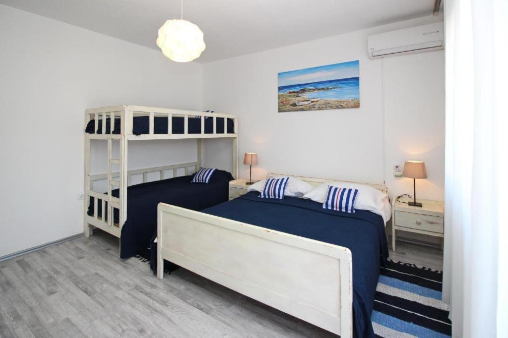 Apartment Rose 3 Baska (Krk)